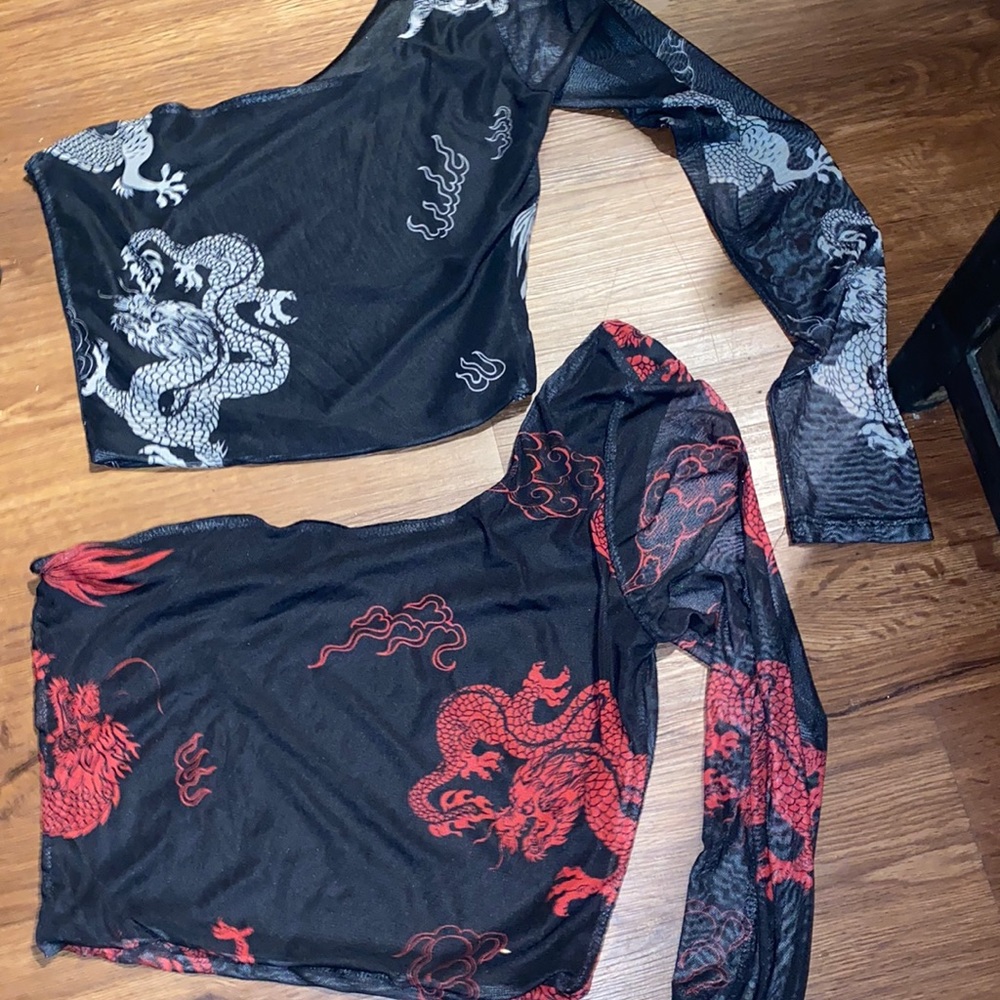 2 shirts used only 1 time,size M